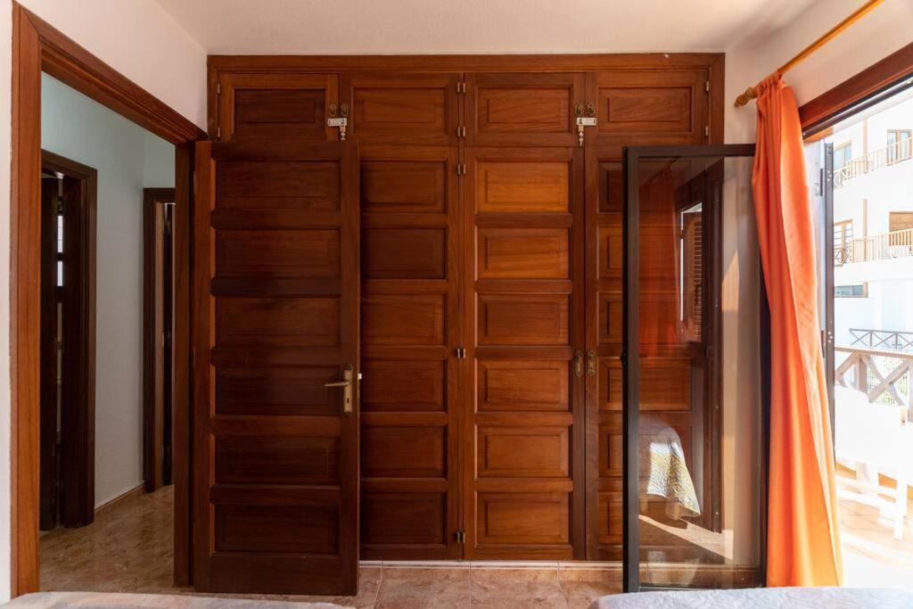 Apartamento Con 2 Terrazas En Los Cristianos Los Cristianos  Kültér fotó