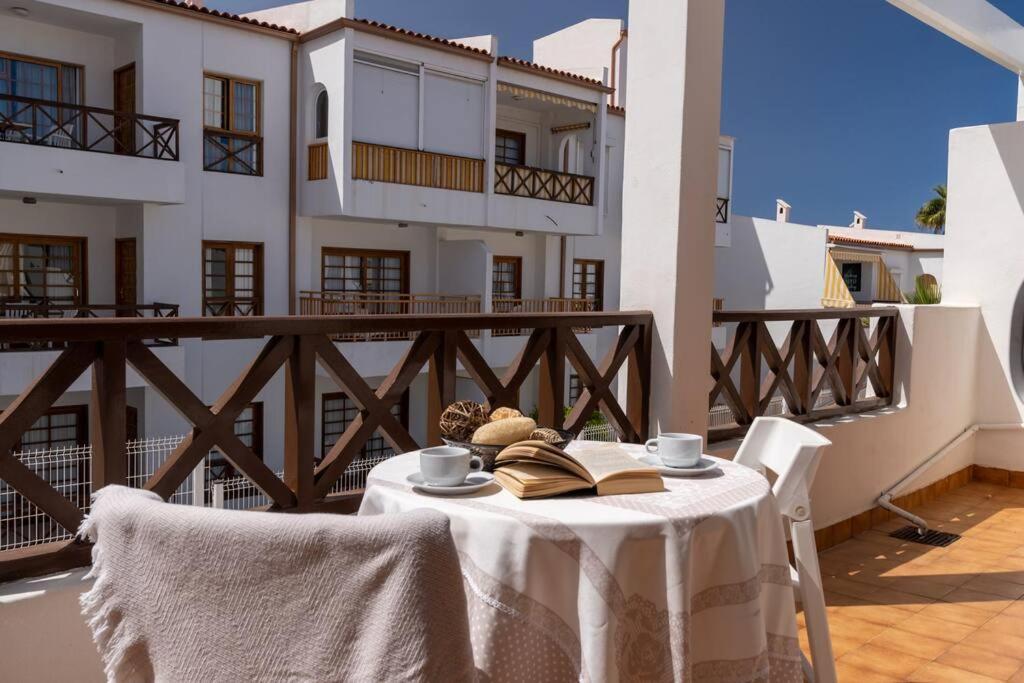 Apartamento Con 2 Terrazas En Los Cristianos Los Cristianos  Kültér fotó