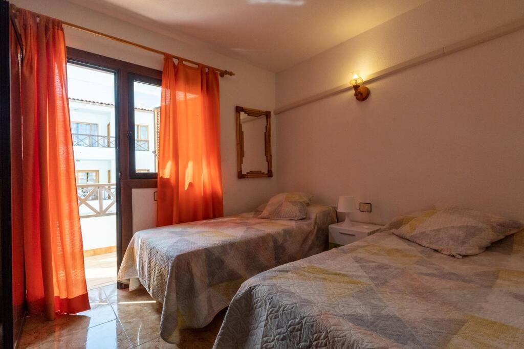 Apartamento Con 2 Terrazas En Los Cristianos Los Cristianos  Kültér fotó